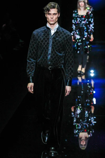 Look 101